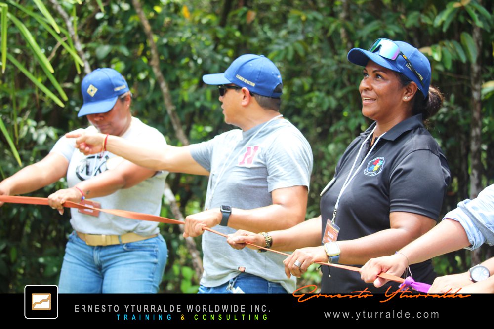 Debriefing y Aprendizaje Experiencial para fortalecer equipos de trabajo